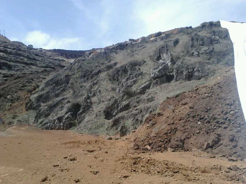 壩坡防浪護(hù)坡土工膜施工過程 土工膜價格貴嗎?